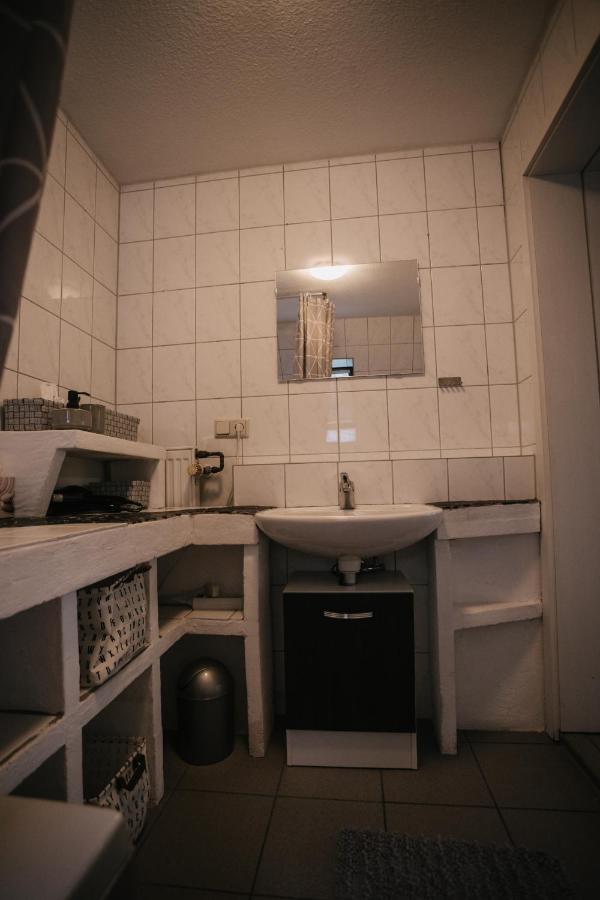 Eigenes Maisonettehaus In Idyllischer Lage Mit Balkon, Nahe Messe, 24H Self-Check In, Gratis Parken Швабах Екстер'єр фото