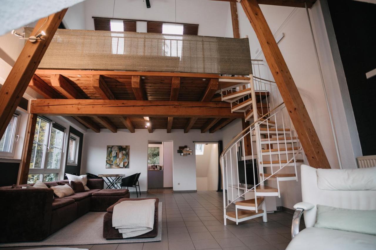 Eigenes Maisonettehaus In Idyllischer Lage Mit Balkon, Nahe Messe, 24H Self-Check In, Gratis Parken Швабах Екстер'єр фото