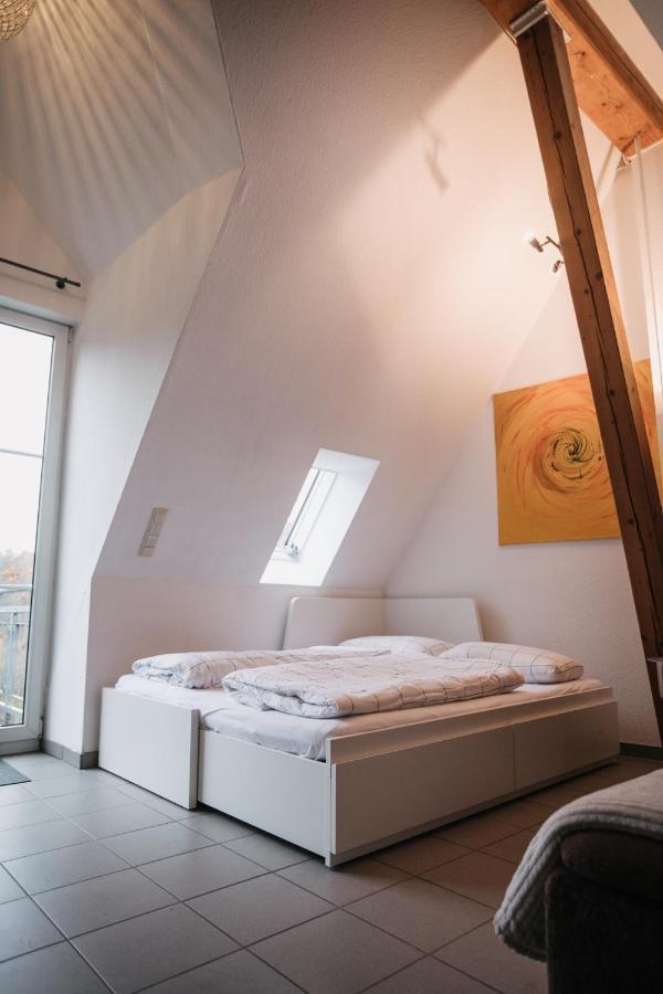 Eigenes Maisonettehaus In Idyllischer Lage Mit Balkon, Nahe Messe, 24H Self-Check In, Gratis Parken Швабах Екстер'єр фото