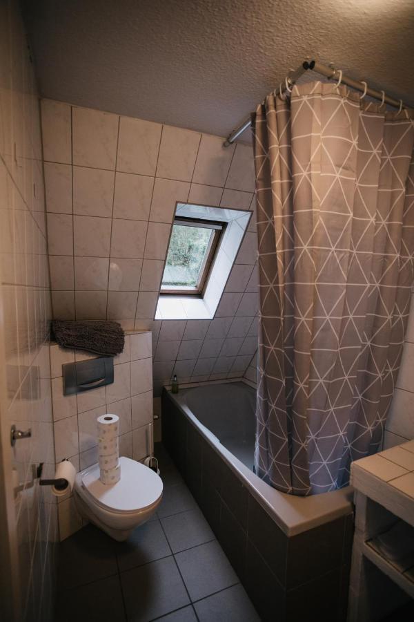 Eigenes Maisonettehaus In Idyllischer Lage Mit Balkon, Nahe Messe, 24H Self-Check In, Gratis Parken Швабах Екстер'єр фото