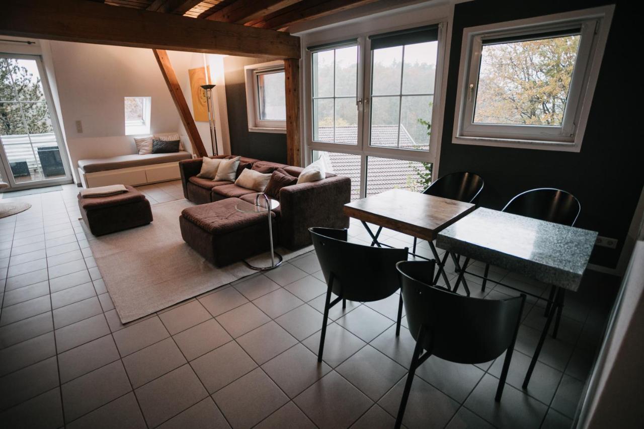 Eigenes Maisonettehaus In Idyllischer Lage Mit Balkon, Nahe Messe, 24H Self-Check In, Gratis Parken Швабах Екстер'єр фото