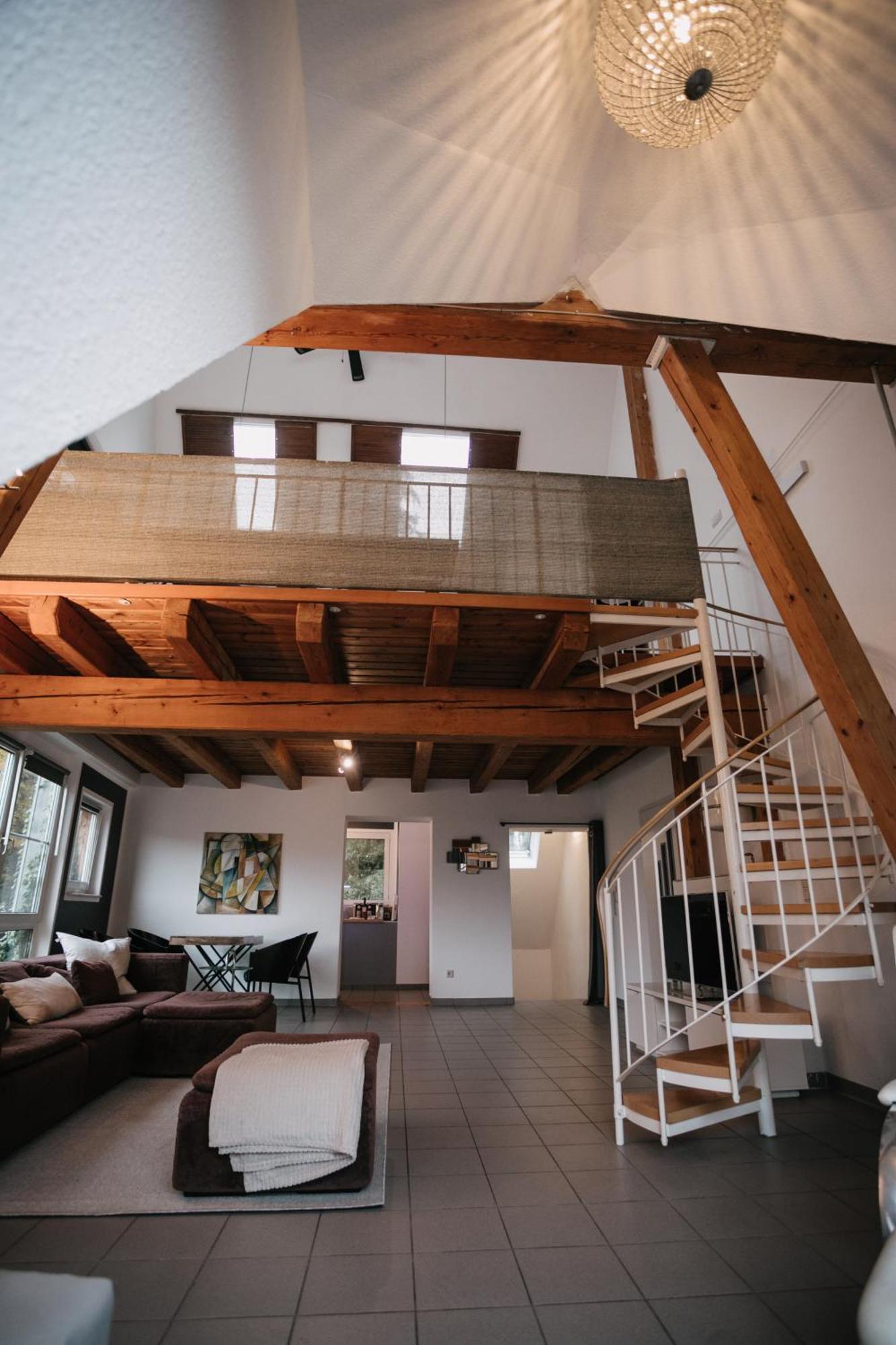 Eigenes Maisonettehaus In Idyllischer Lage Mit Balkon, Nahe Messe, 24H Self-Check In, Gratis Parken Швабах Екстер'єр фото