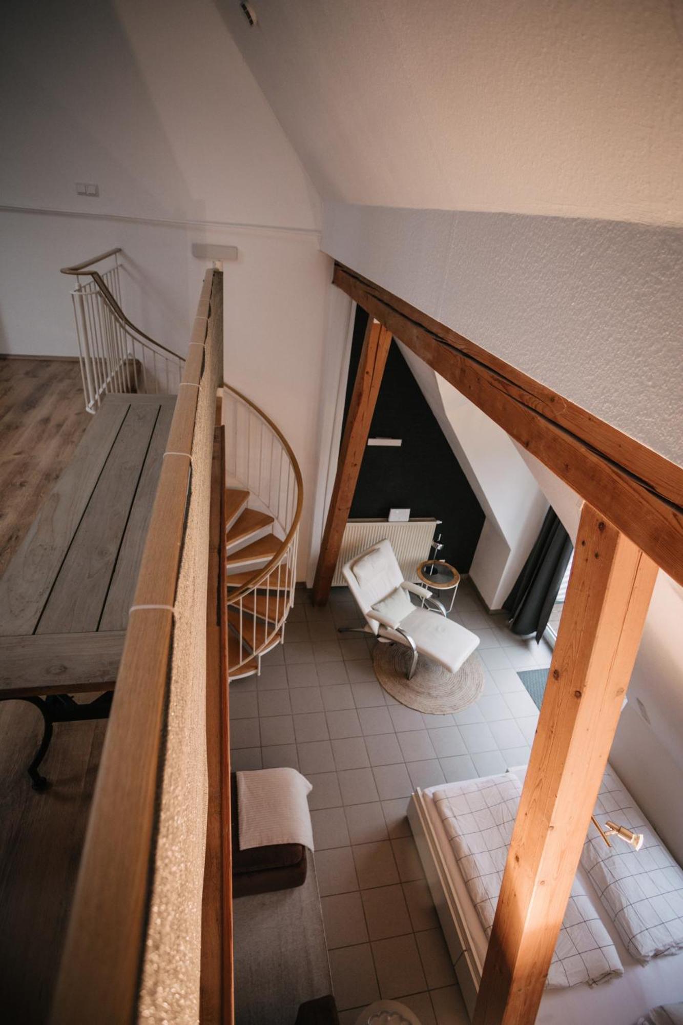 Eigenes Maisonettehaus In Idyllischer Lage Mit Balkon, Nahe Messe, 24H Self-Check In, Gratis Parken Швабах Екстер'єр фото